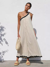 Casual One Shoulder Color Block Scalloped Hem Shift Dress