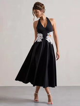 Designed Neckline Polyester Tea-Length Lace Formal Dress