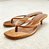 High-quality Brown Velvet Kitten-heel Slippers Square-toe Clip-toe Beach Flip-flops Luxury Brand Designer Shoes