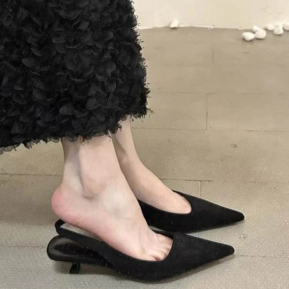 Cover Toe Low Heel