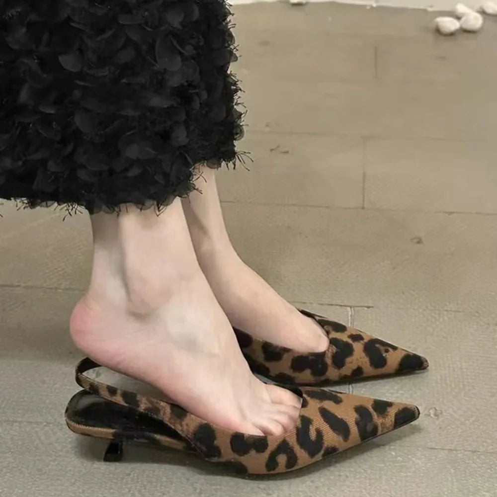 Cover Toe Low Heel