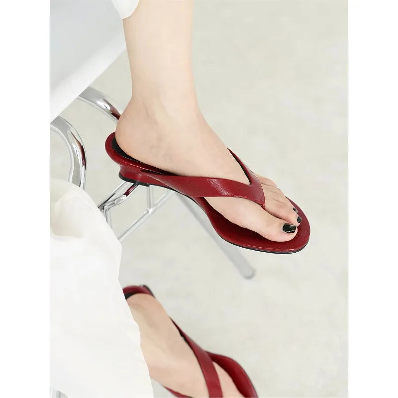 Soft-soled Wear-resistant and Waterproof Flip-flops Niche Casual High-value High Heel