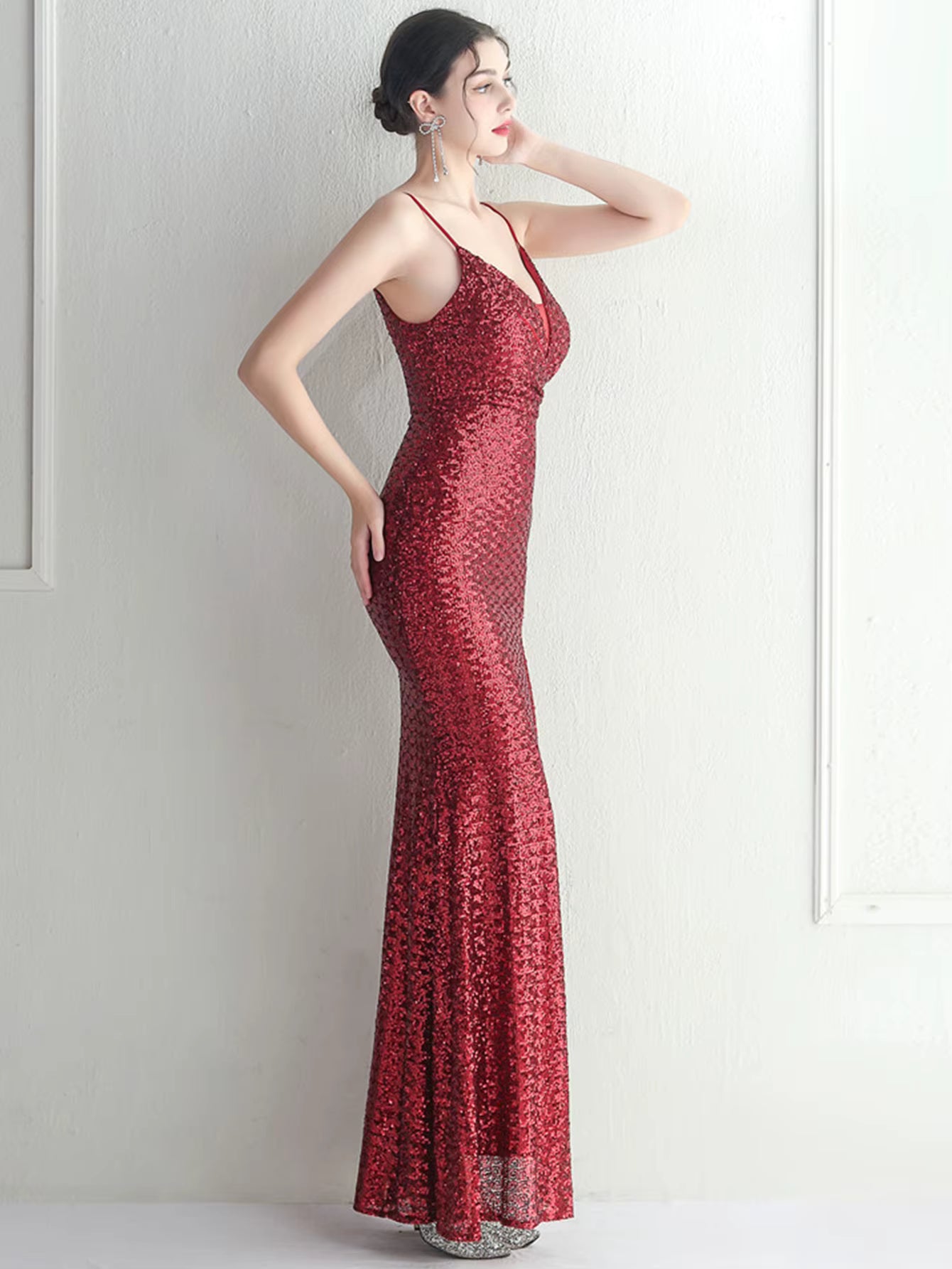 Elegant Backless V-Neck Slip Floor-Length Sequin Maxi Dresses