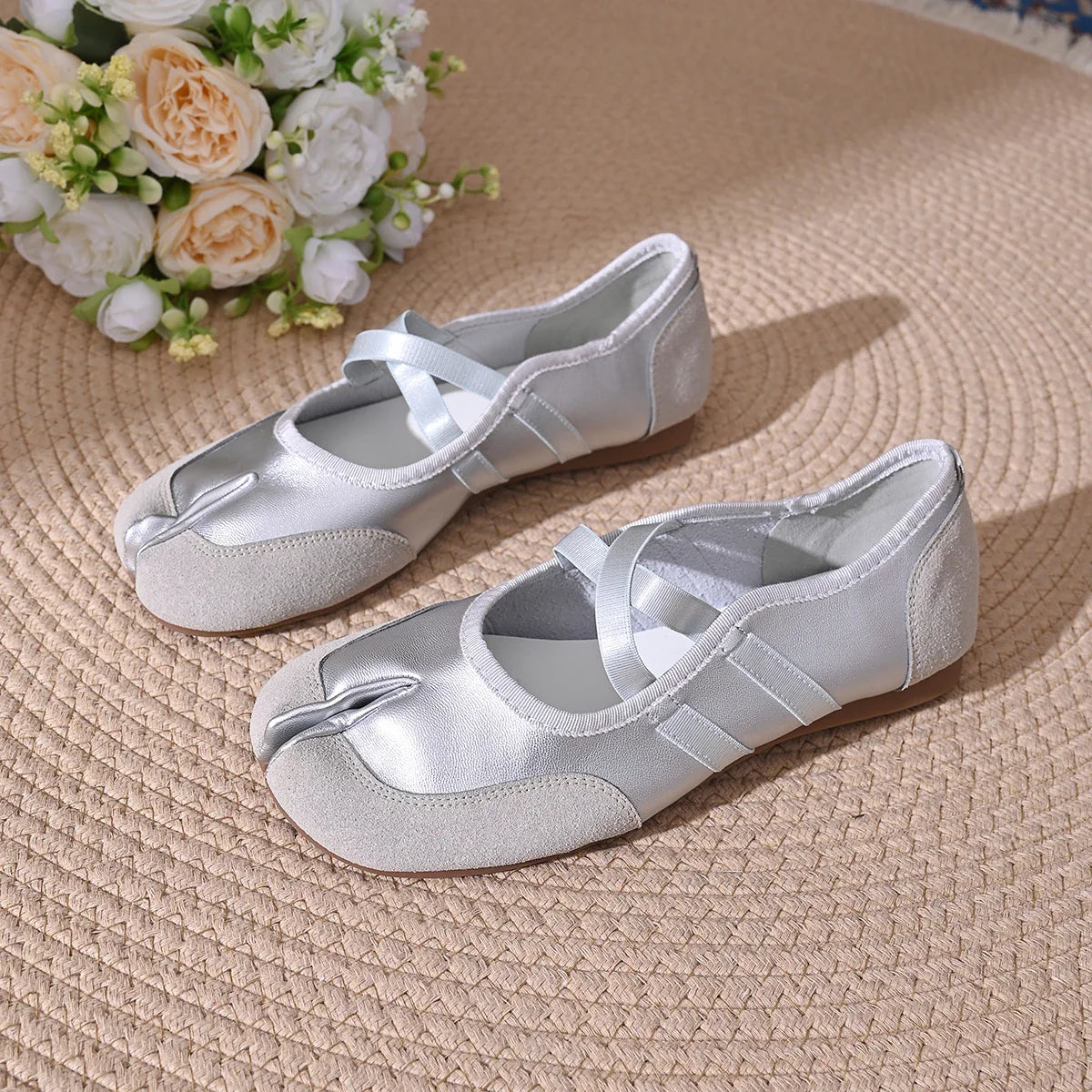 Black Silver Red Ballet Flats Trainers Split Toe Ballerina Tabi Walking Sneakers Mary Jane Shoes