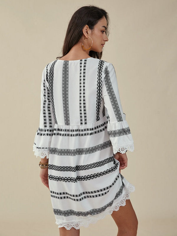 Bohemian Geo Print Lace Stitch V-neck Midi Dress