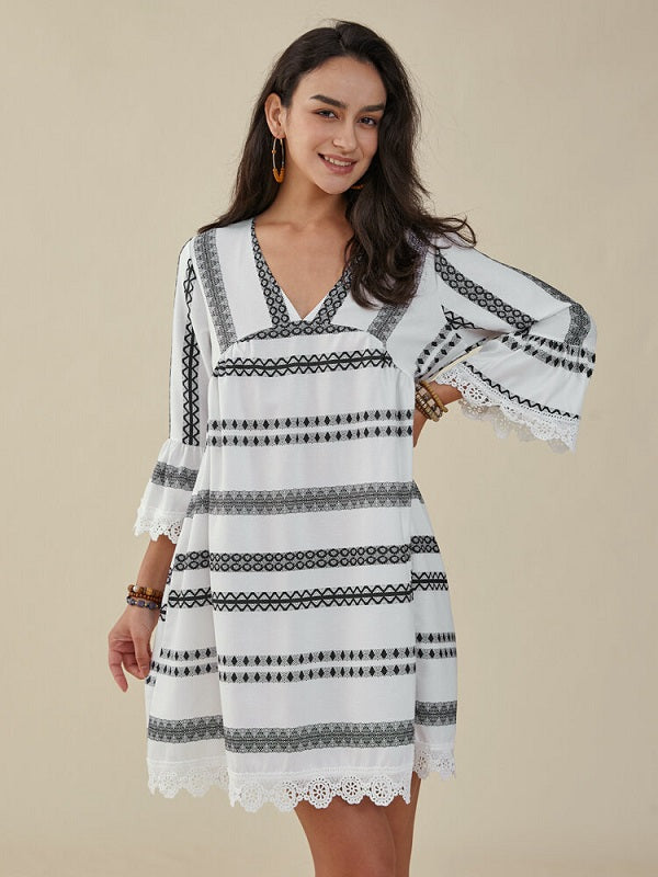 Bohemian Geo Print Lace Stitch V-neck Midi Dress