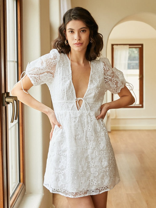 Calico V-neck Tie-up At Cuffs Double layer Lace Dresses