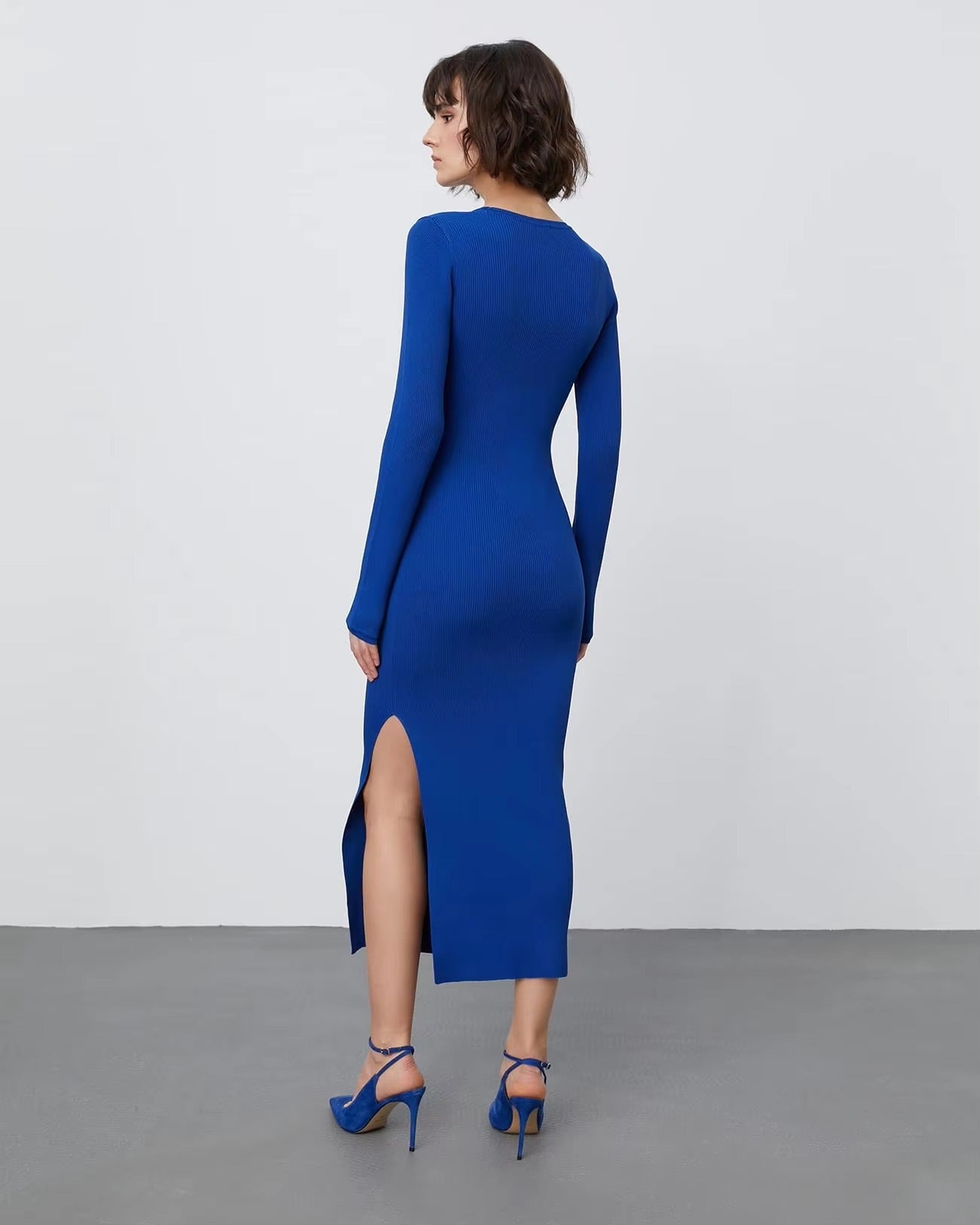 Casual Long Sleeves Low-slit Jewel Neck Knitted Midi Dress