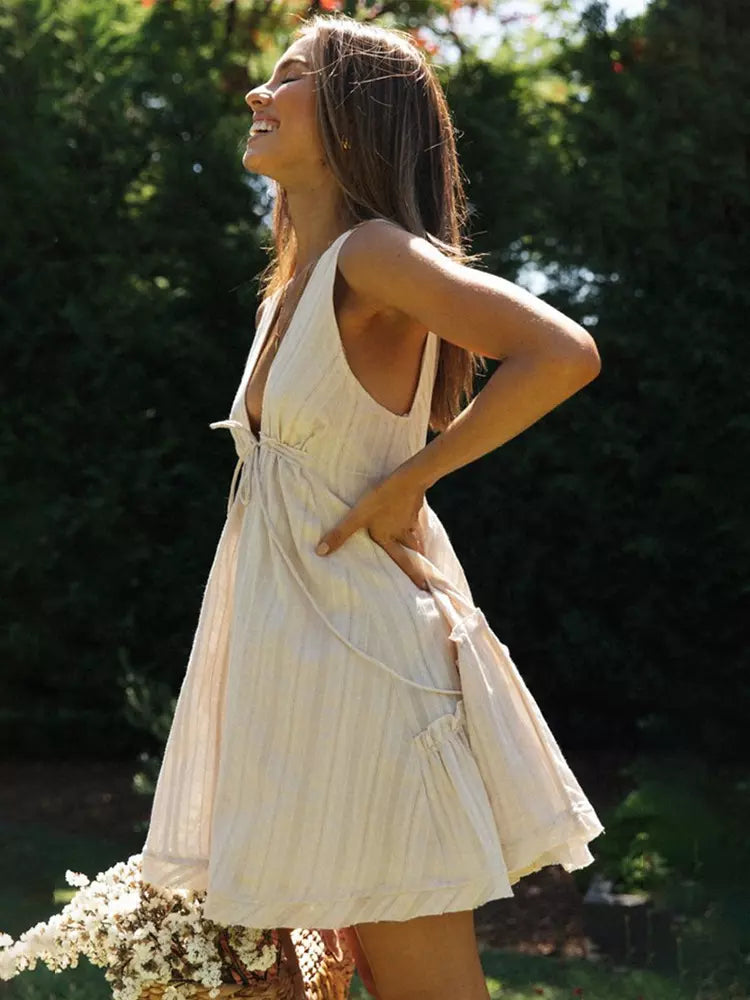 Casual Natural Waistline Sleeveless Lantern Sleeve V-Neck Tie Front Mini