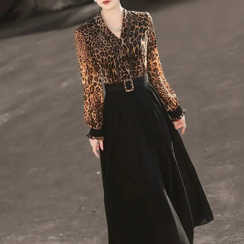 Casual Style Retro Print Fake Spliced long-sleeved V-neck Two-piece