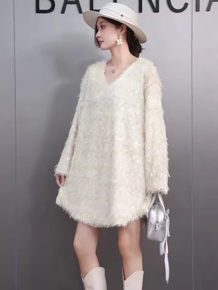 Casual O-Neck Tassels Large Size Plush Mini Dress