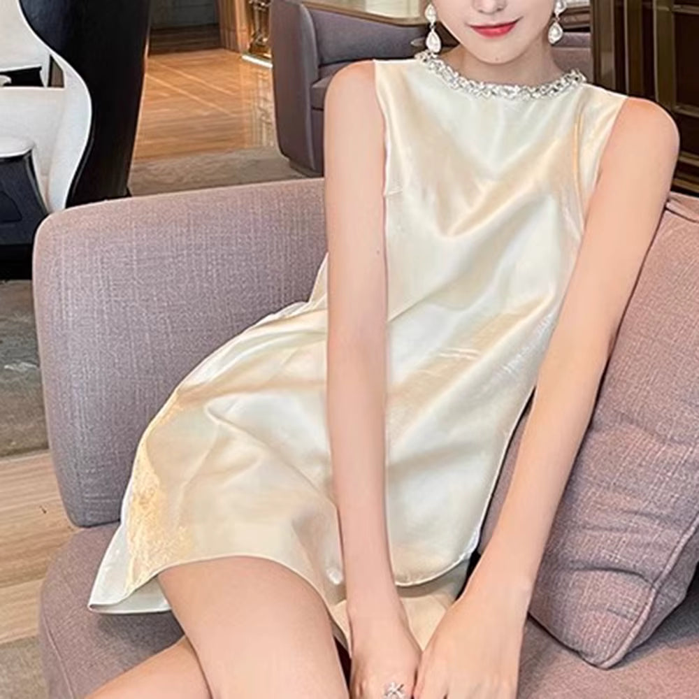Casual Round Neck Sleeveless Patchwork Hollow Out Bead Mini Dresses