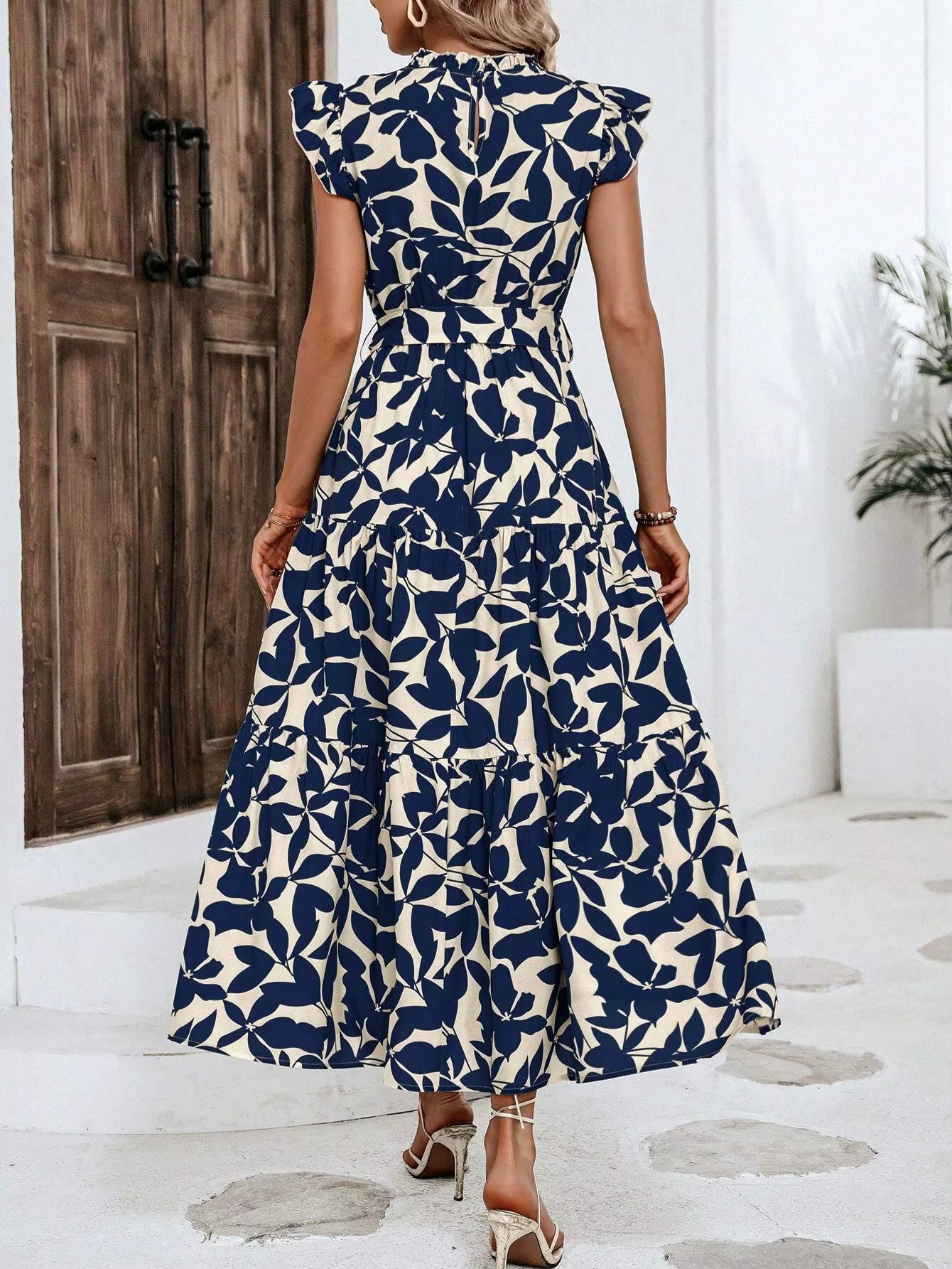 Casual Sashes Floral Print O-Neck Fly Sleeve Lace Up Midi Dresses