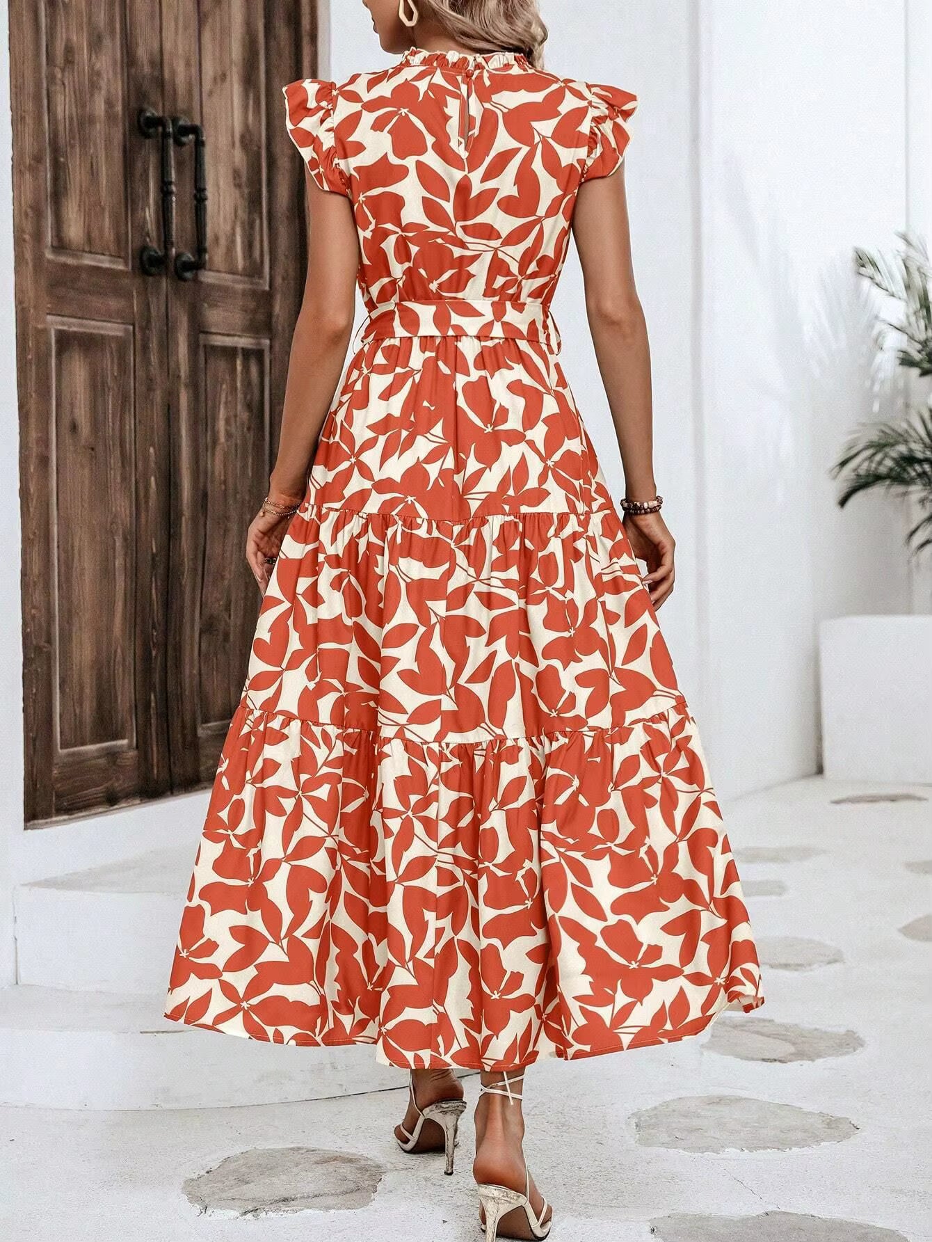 Casual Sashes Floral Print O-Neck Fly Sleeve Lace Up Midi Dresses