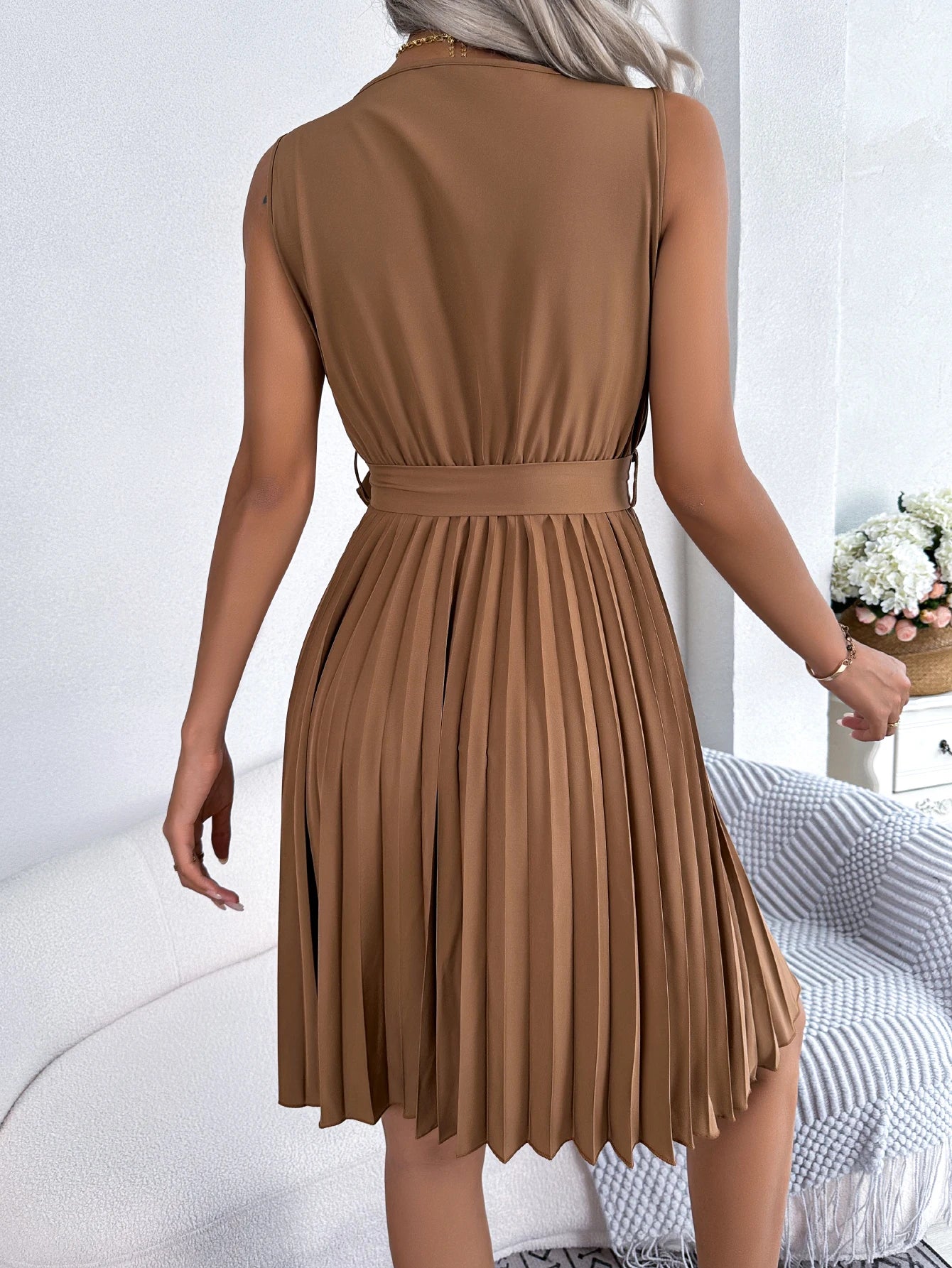 Casual V Neck Sleeveless Regular Pleated Knee Length Dress