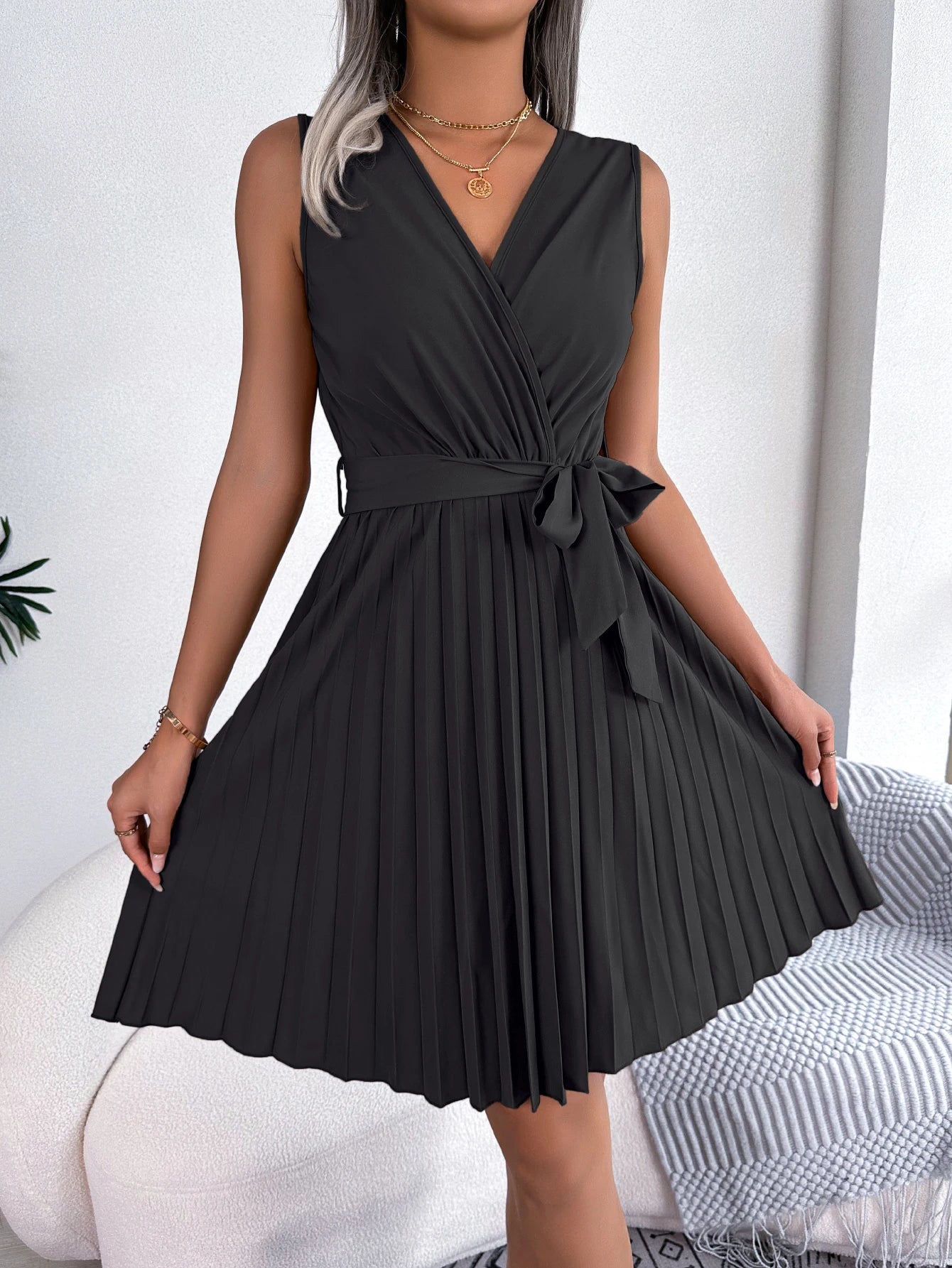 Casual V Neck Sleeveless Regular Pleated Knee Length Dress