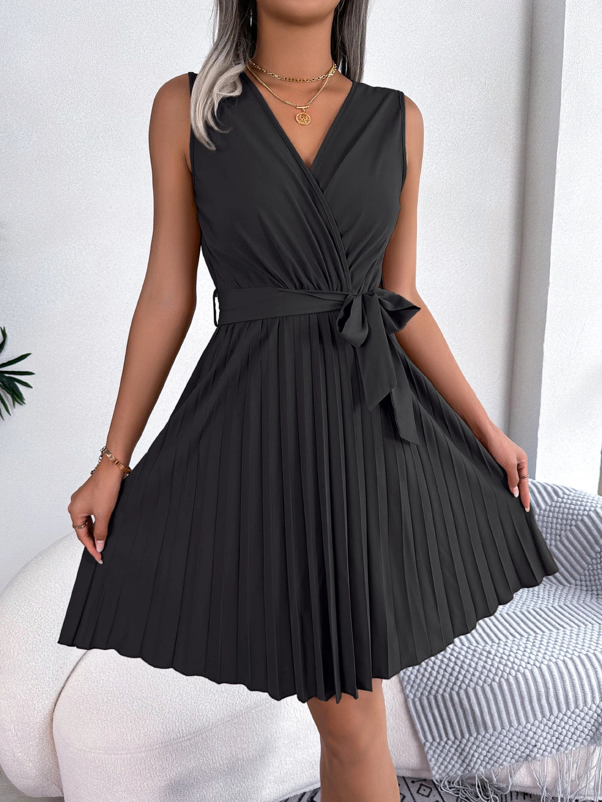 Casual V Neck Sleeveless Regular Pleated Knee Length Dress