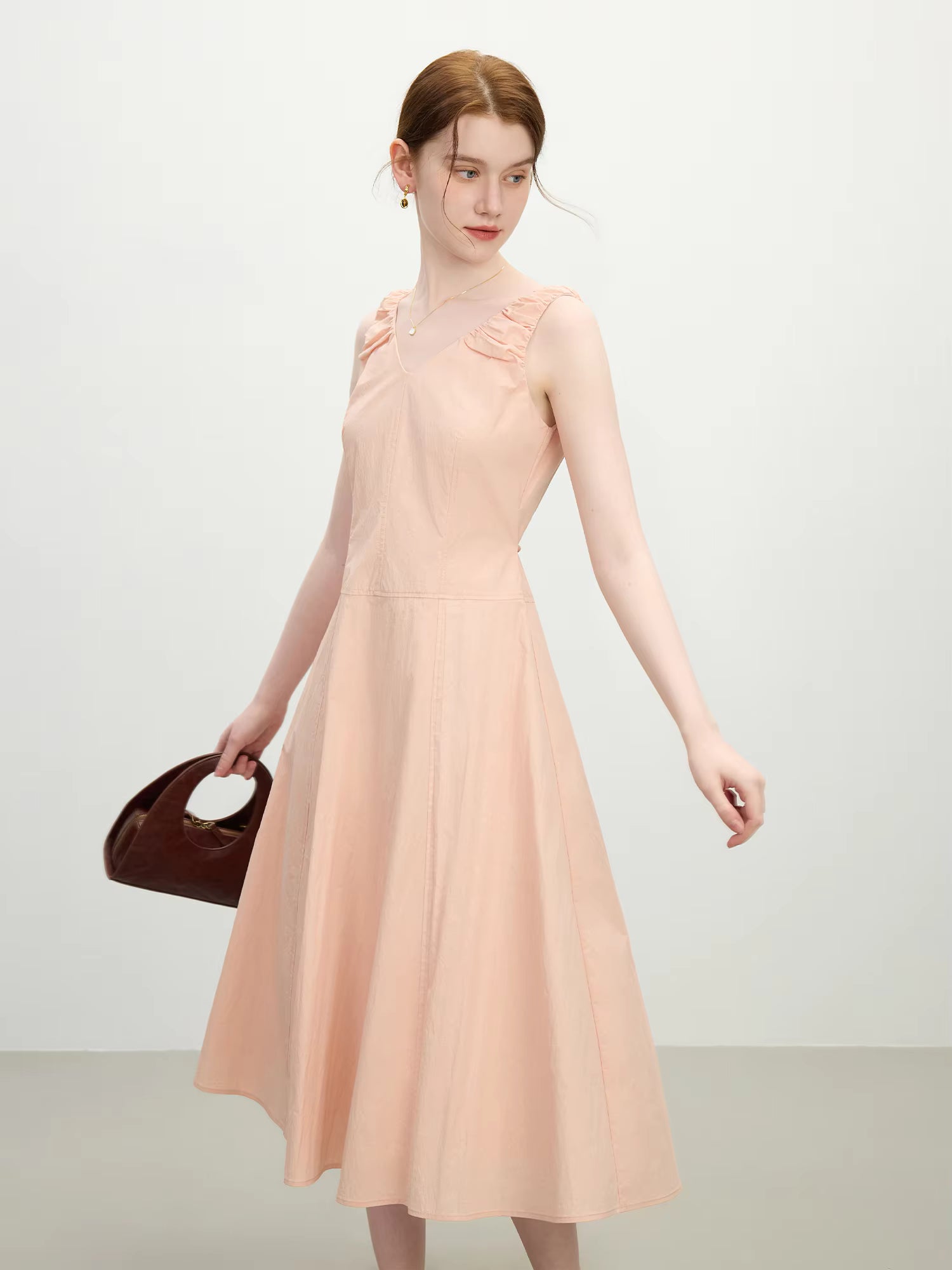 Casual V-Neck Two-Tone Gathered Straps Sleeveless A-Line Midi Dress