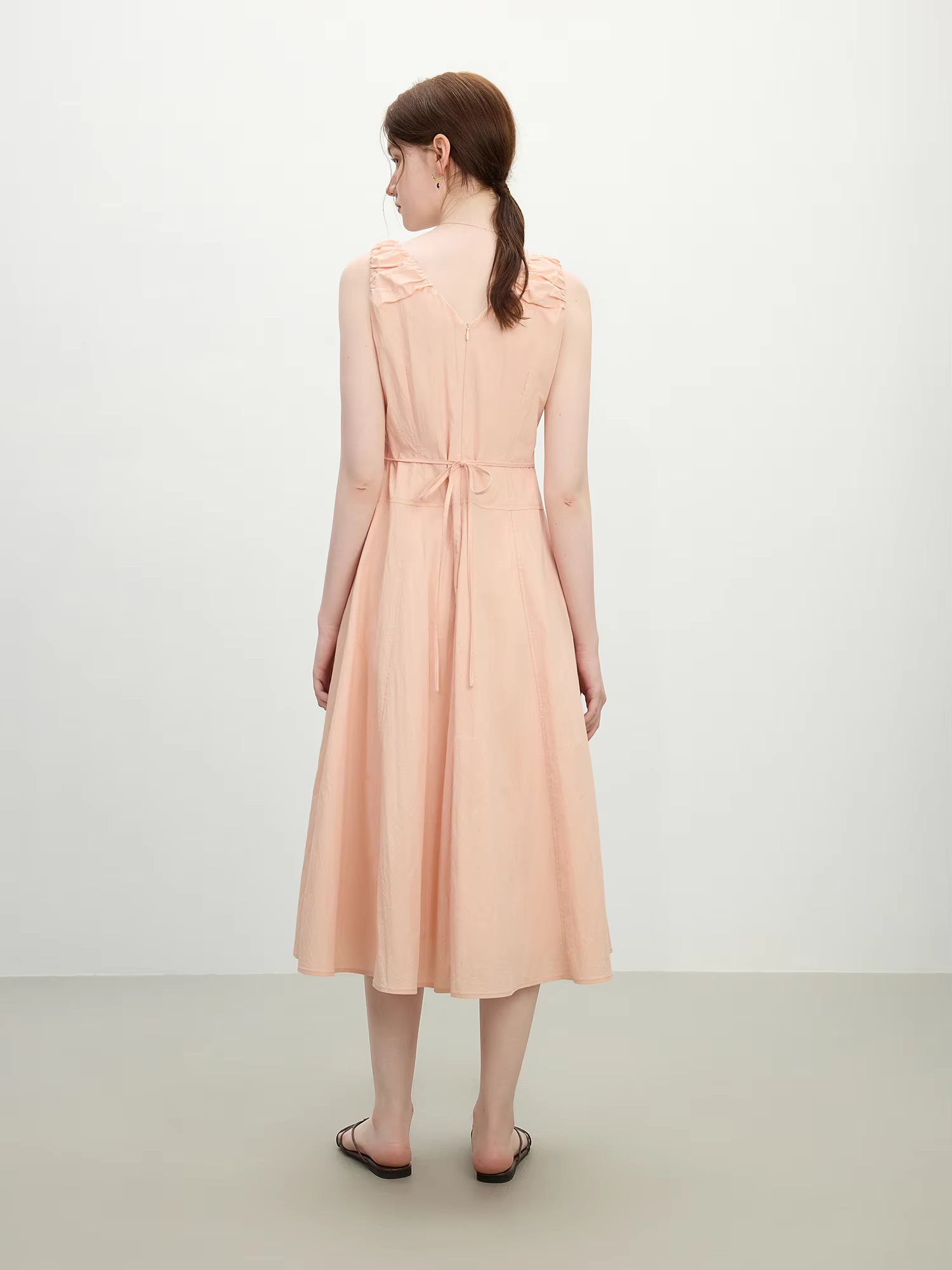Casual V-Neck Two-Tone Gathered Straps Sleeveless A-Line Midi Dress