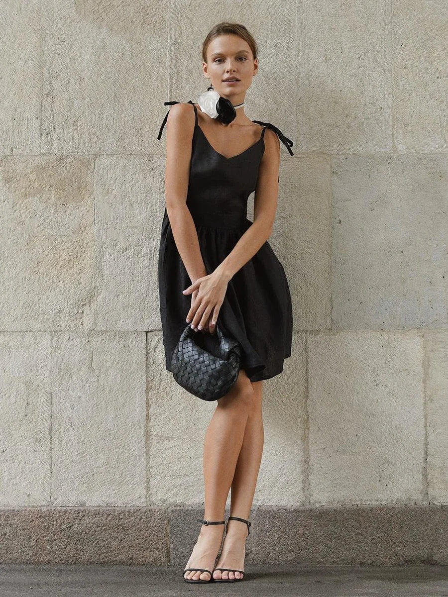 Chic Cotton Spaghetti Strap Solid Color V-neck Short Dress
