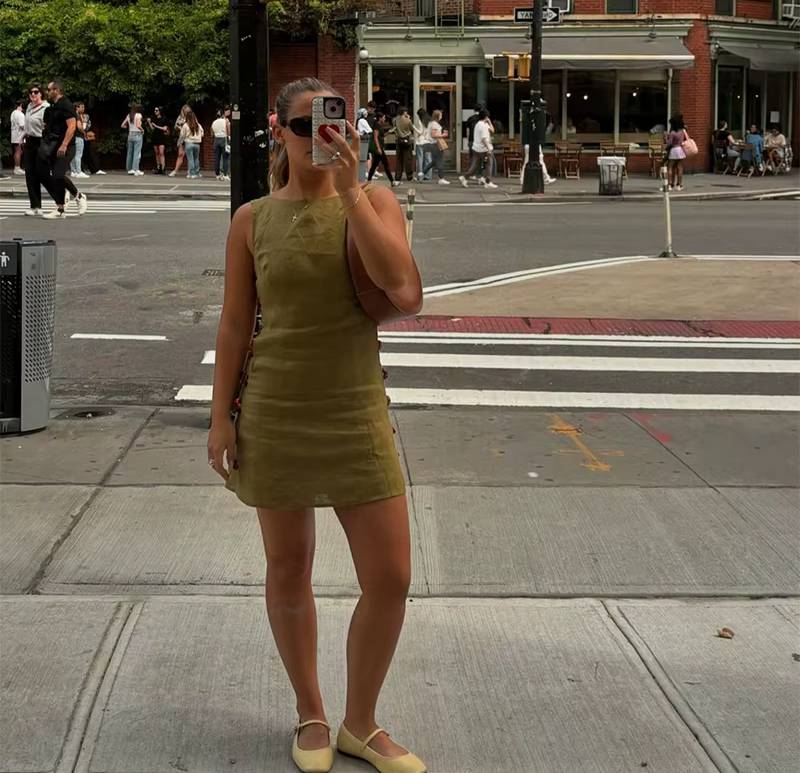 Chic Side Hollow Bead Sleeveless O-neck Slim Mini Dress Streetwear
