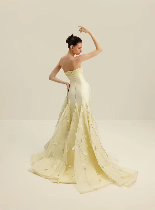 Classic High quality Tulle Tassel Feather Pleat A-line Strapless Long Dress