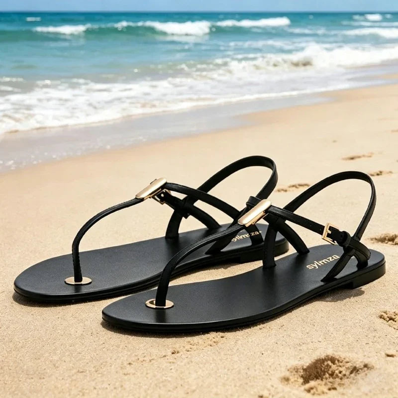 Concise Clip Toe Flat Sandals Ankle Strap Buckle Gladiator Sandals for Girl Luxury Metal Detail Beach Shoes