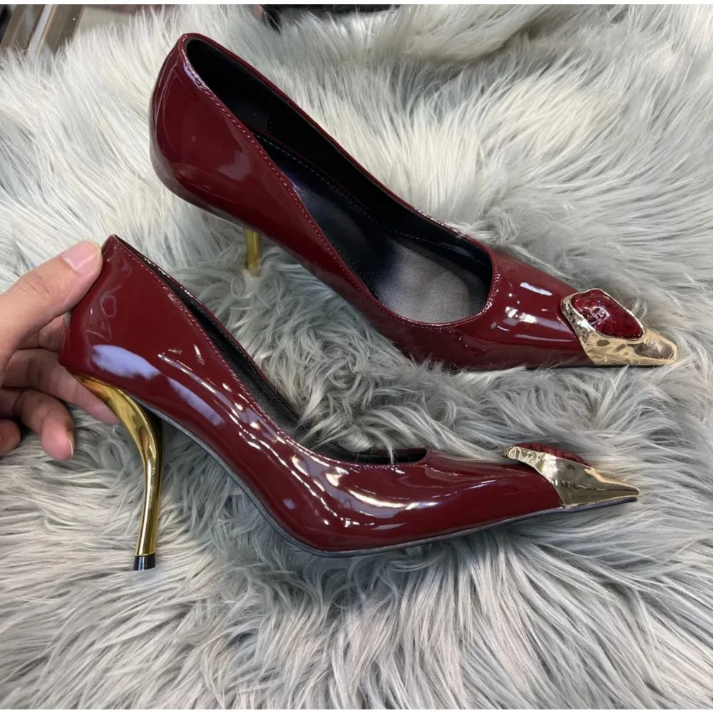 Designer Ladies' Elegant Retro Pointed-toe Shallow Mouth Gemstone High-heeled Metal Patent Leather One-strap Heel