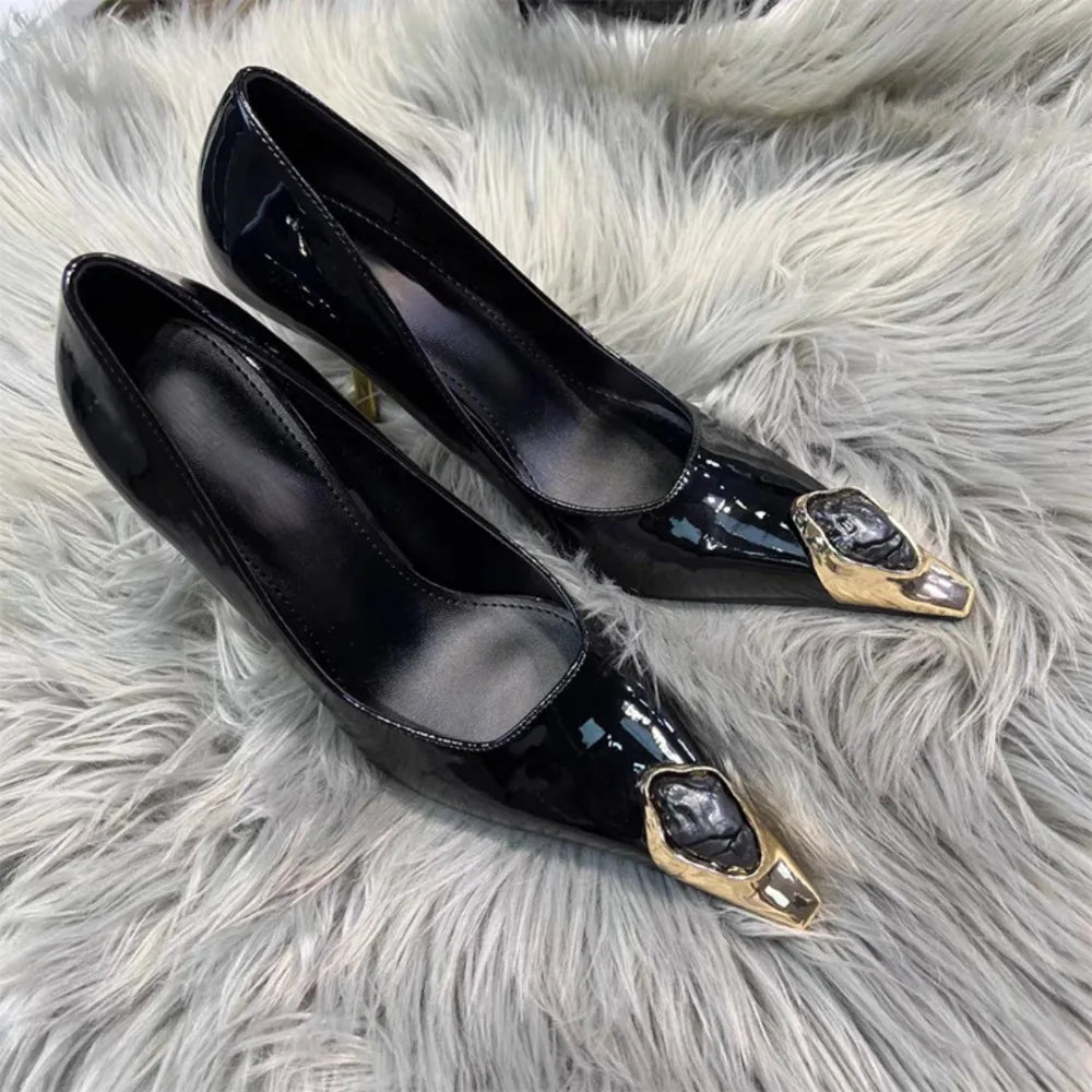 Designer Ladies' Elegant Retro Pointed-toe Shallow Mouth Gemstone High-heeled Metal Patent Leather One-strap Heel