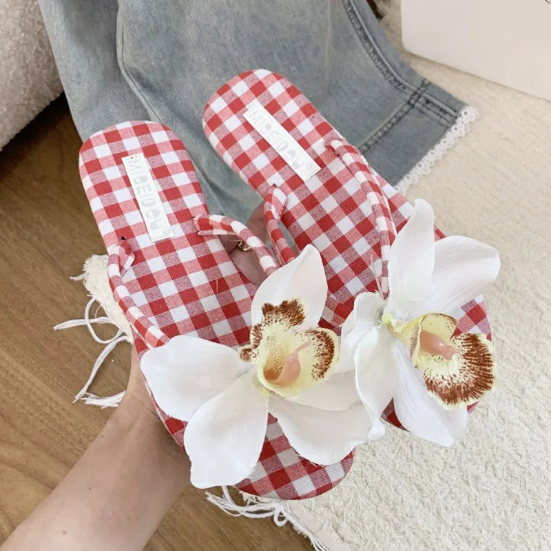 Detachable Butterfly Orchid Decoration Flat Slippers Clip Toe Flip Flops Elegant Comfort Hawaiian Vacation Beach Shoe