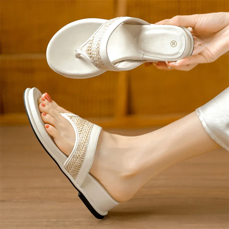 Design Weave Round Clip Toe  Wedges Low Heel