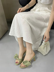Design Narrow Band Butterfly-kont Thin Heel