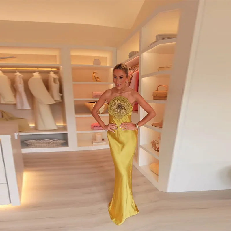 Elegant 3D Flower Halter Sleeveless Backless Mermaid Satin Dresses