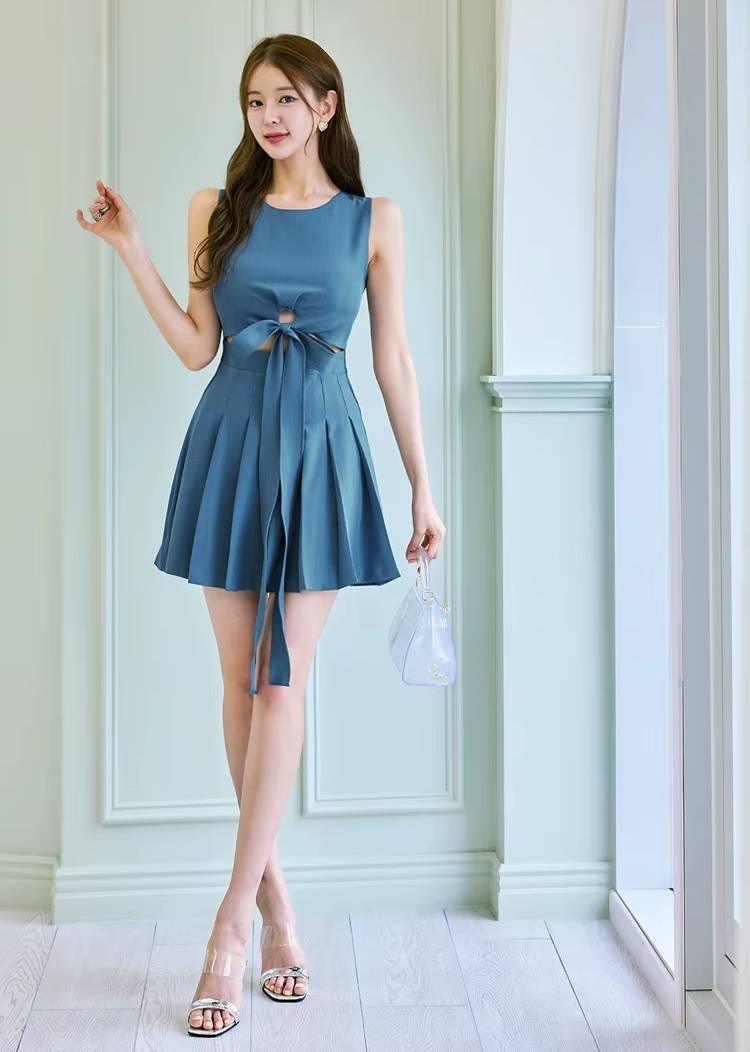 Elegant  A-Line Sleeveless Pleated Simple Retro Slim Office Party Mini Dress