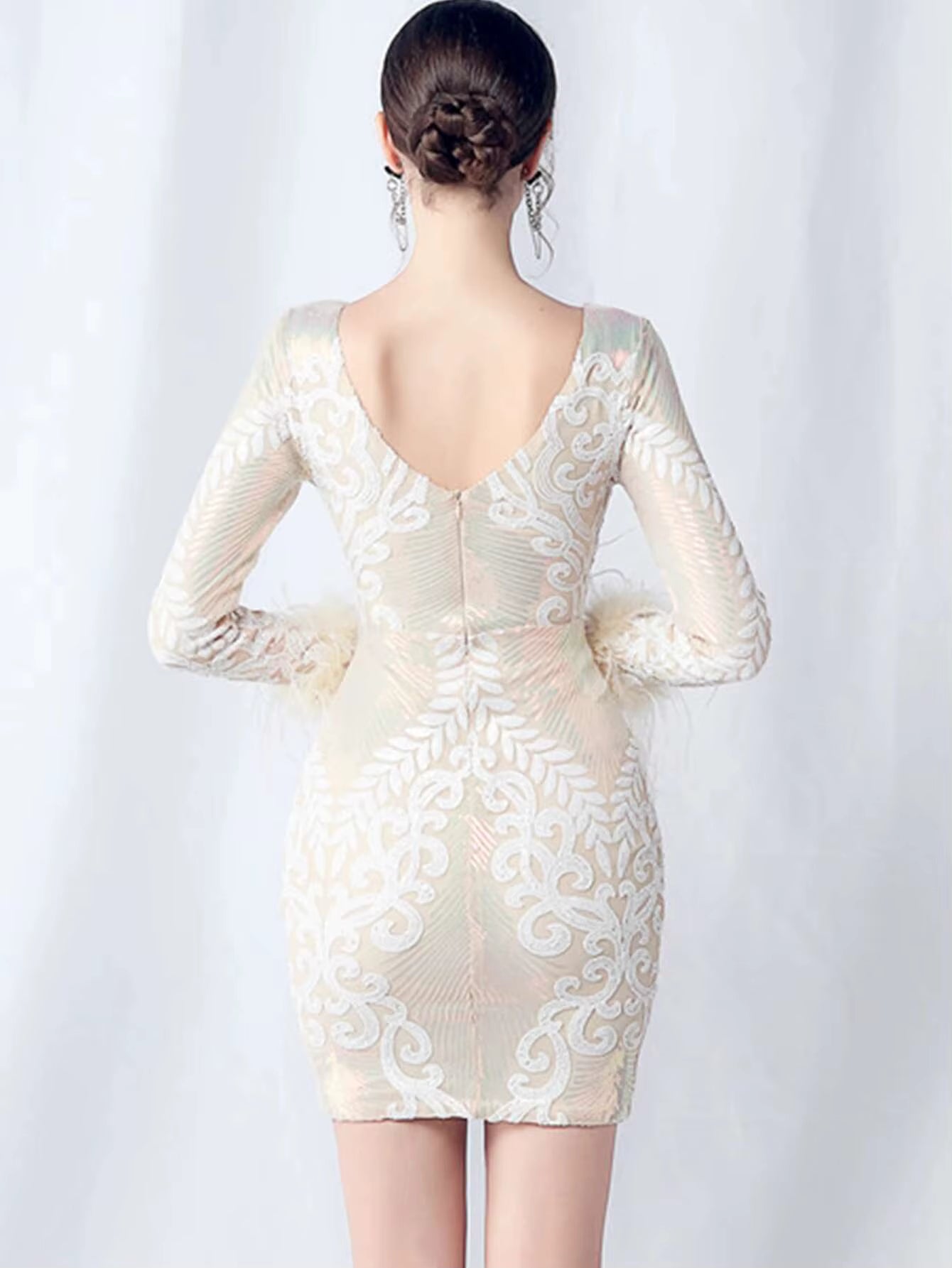 Elegant Backless Above Knee Bodycon Long Sleeve Mini Dresses