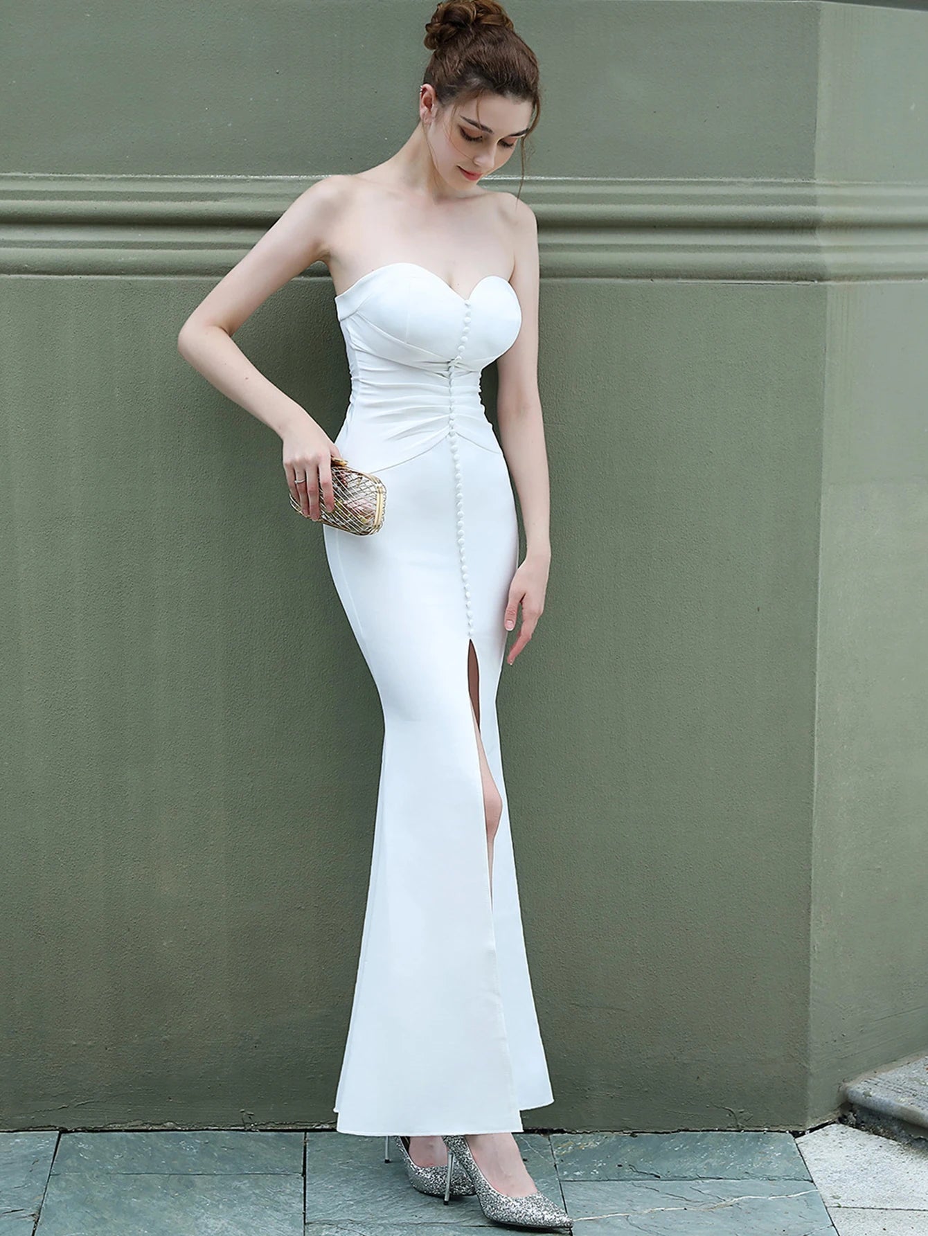 Elegant Backless Floor-Length Chest wrapping Wedding Party Dresses
