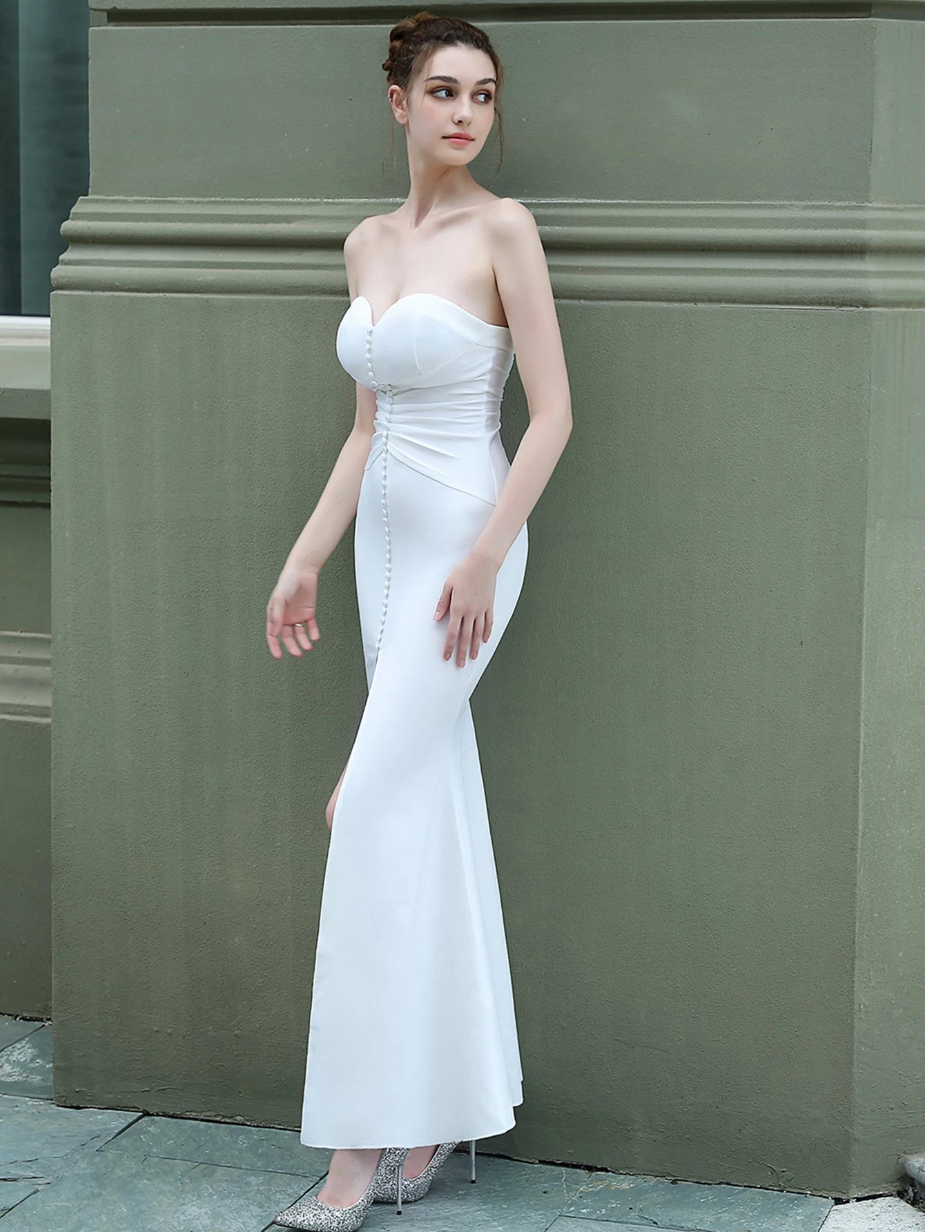 Elegant Backless Floor-Length Chest wrapping Wedding Party Dresses