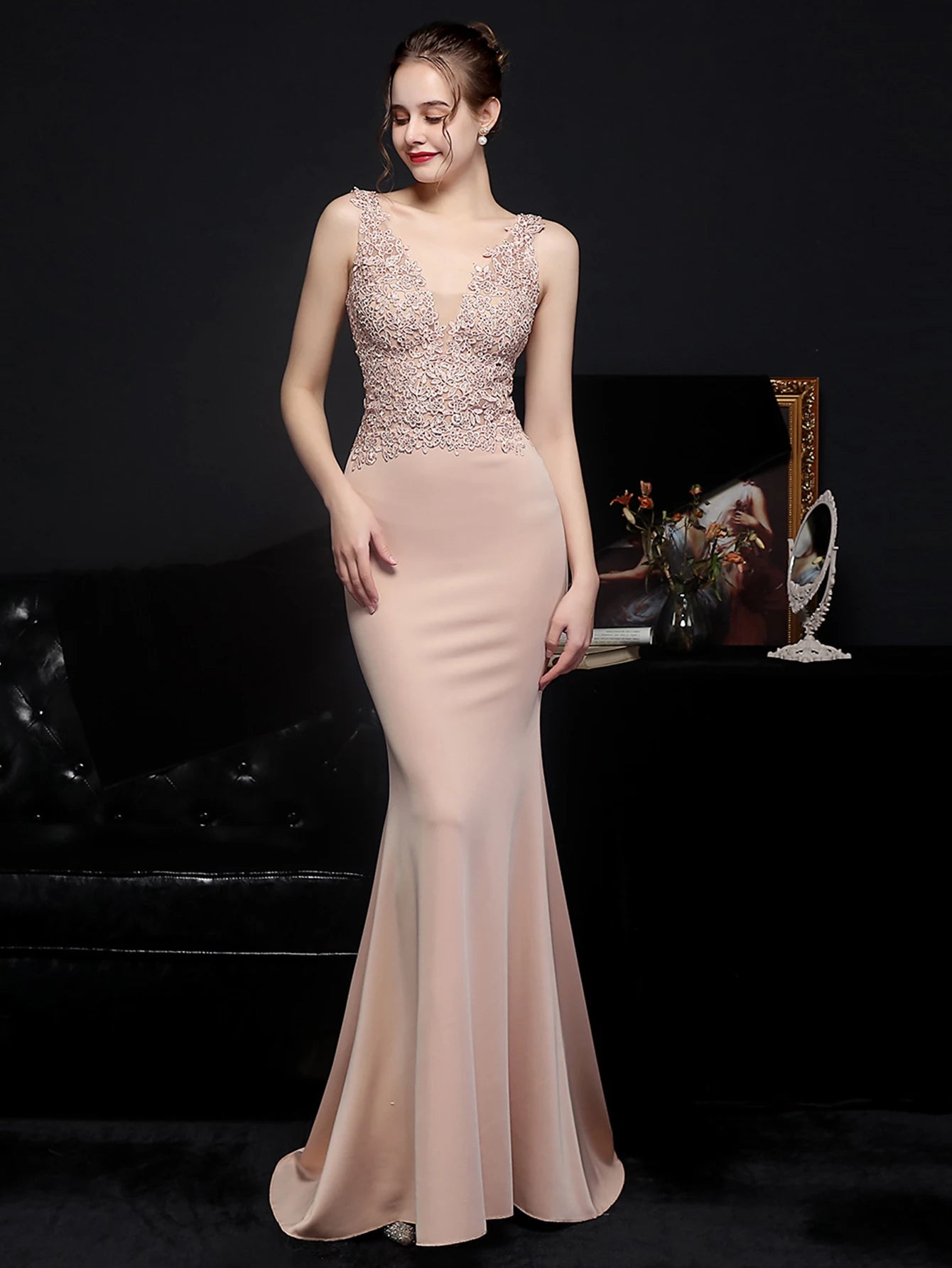 Elegant Backless Spaghetti Strap Rhinestone Lace Maxi Dress