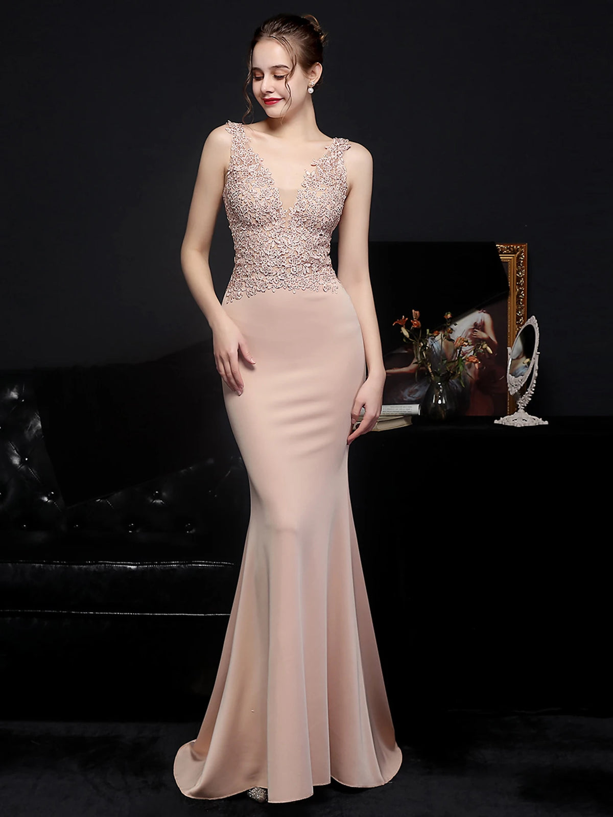 Elegant Backless Spaghetti Strap Rhinestone Lace Maxi Dress