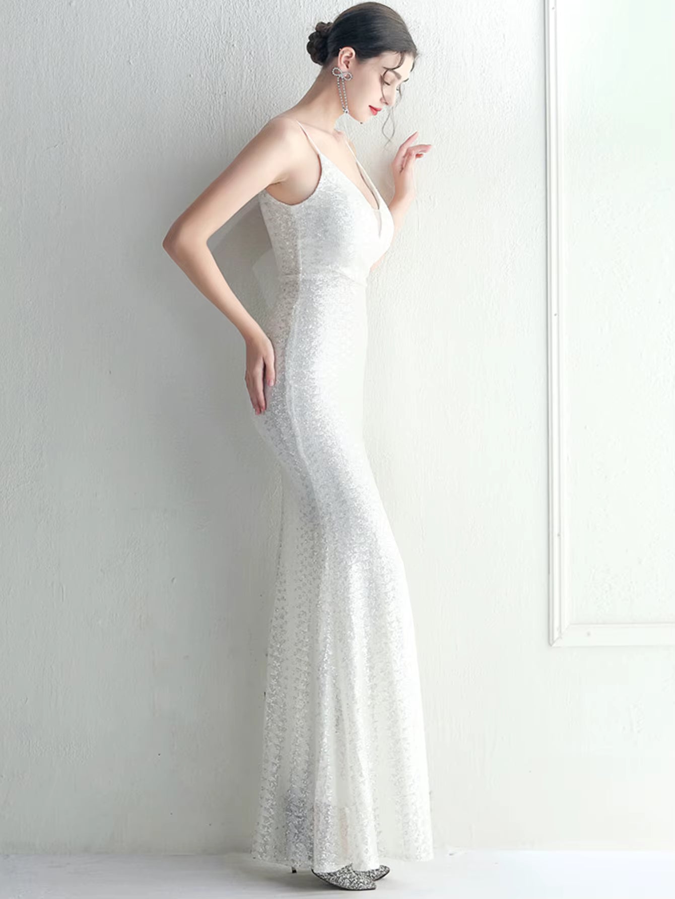 Elegant Backless V-Neck Slip Floor-Length Sequin Maxi Dresses