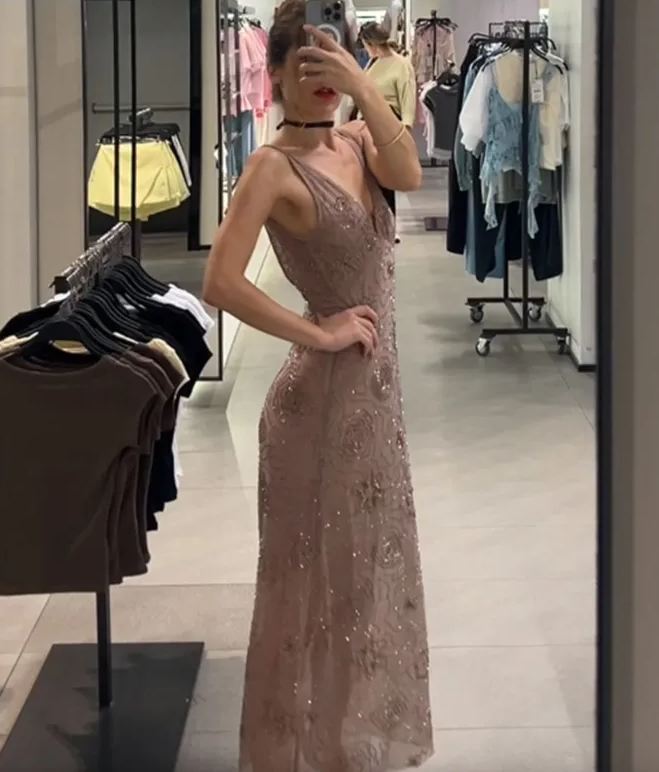 Elegant Beaded Sequin Backless Sleeveless Evening Gown