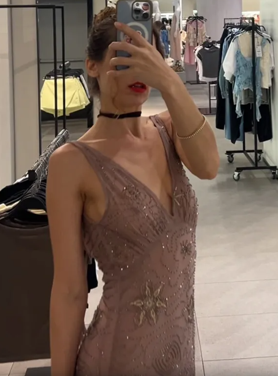 Elegant Beaded Sequin Backless Sleeveless Evening Gown