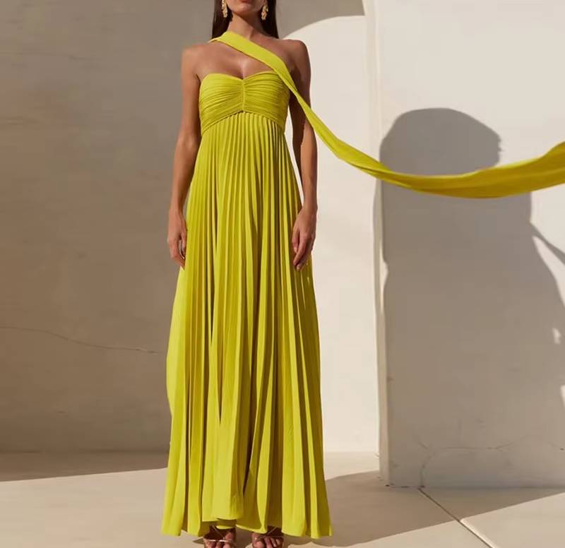 Elegant Chest Wrapping Sleeveless Strapless Ribbon Pleated Maxi Dress