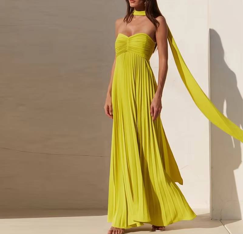 Elegant Chest Wrapping Sleeveless Strapless Ribbon Pleated Maxi Dress