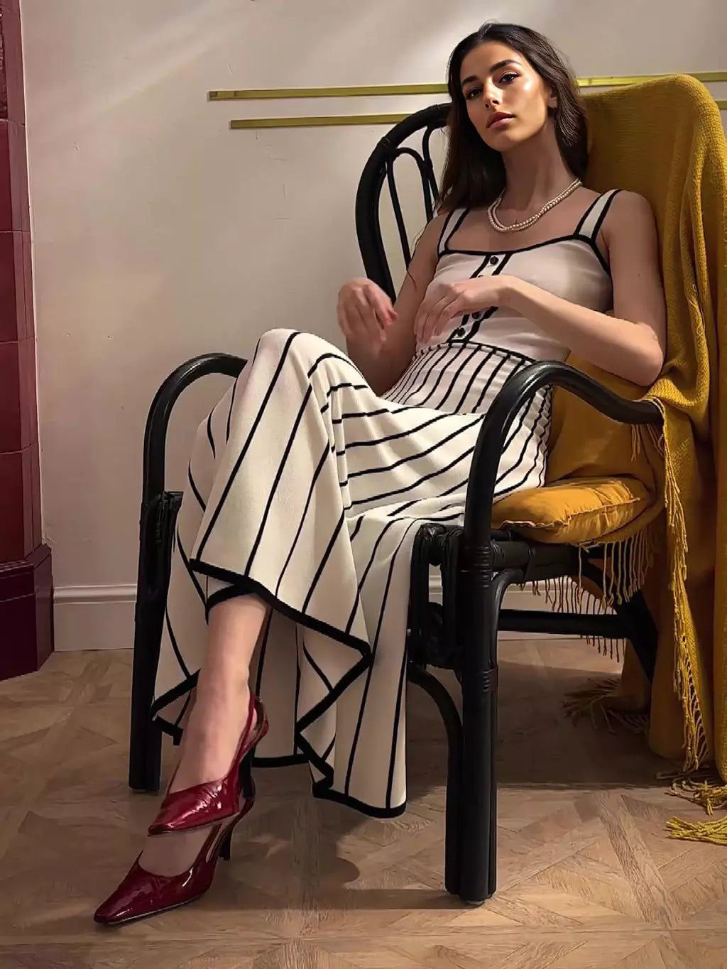 Elegant Color Block V-neck Knitted Sleeveless Midi Dress