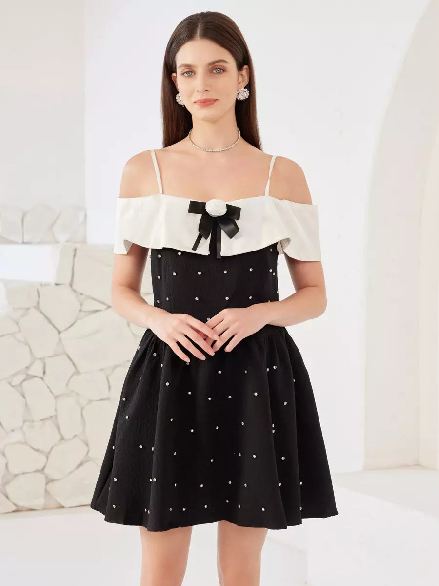 Elegant Contrast Off-shoulder A-line Short Sleeve Mini Dress