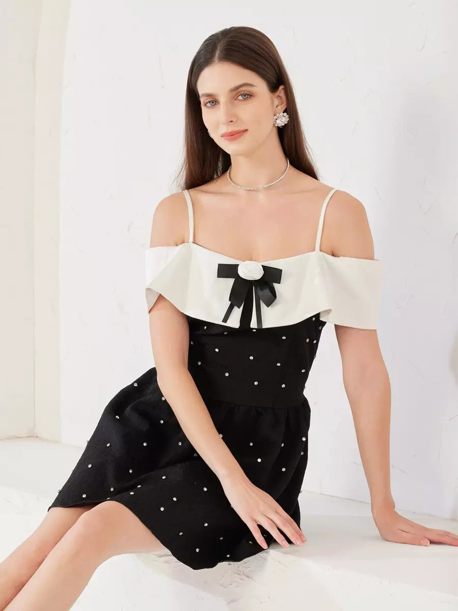 Elegant Contrast Off-shoulder A-line Short Sleeve Mini Dress