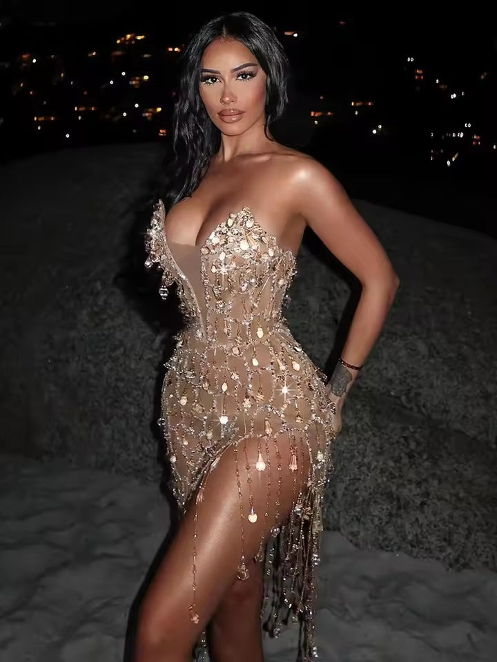 Elegant Deep V-Neck Diamond Hand-Cranked Strapless Mini Dress