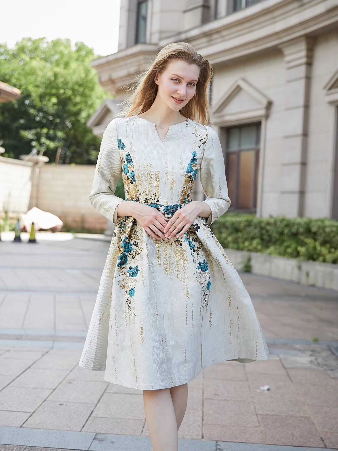Elegant Floral V-Neck Full Sleeve Natural Waist Party Evening Jacquard Dress