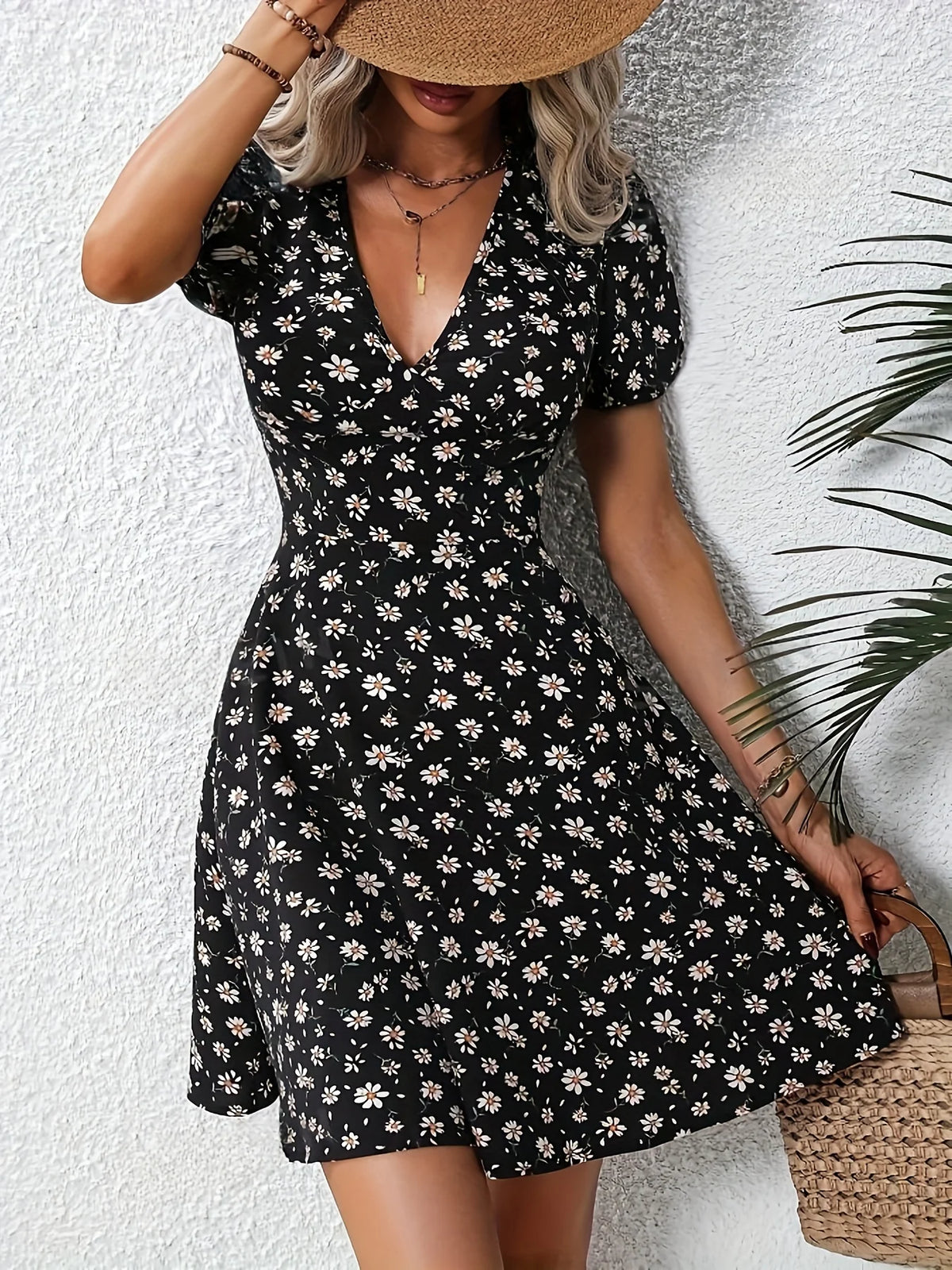 Elegant Floral Printed V Neck Fit and Flare Puff Sleeve Mini Dress
